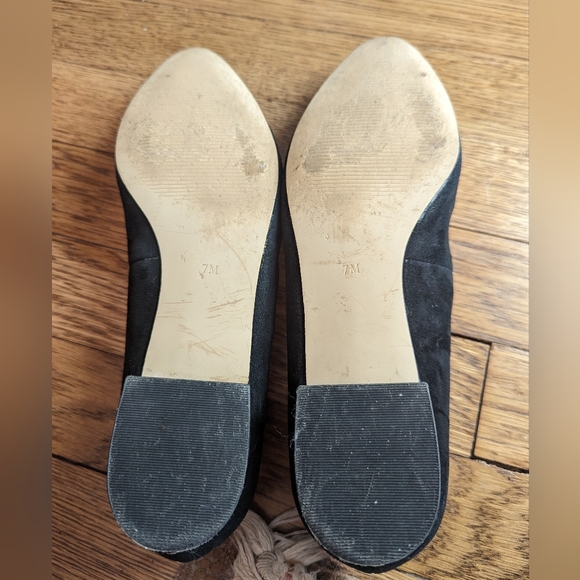 Talbots Black Suede Ballet Flat with Pom pom Size 7M - Picture 5 of 5